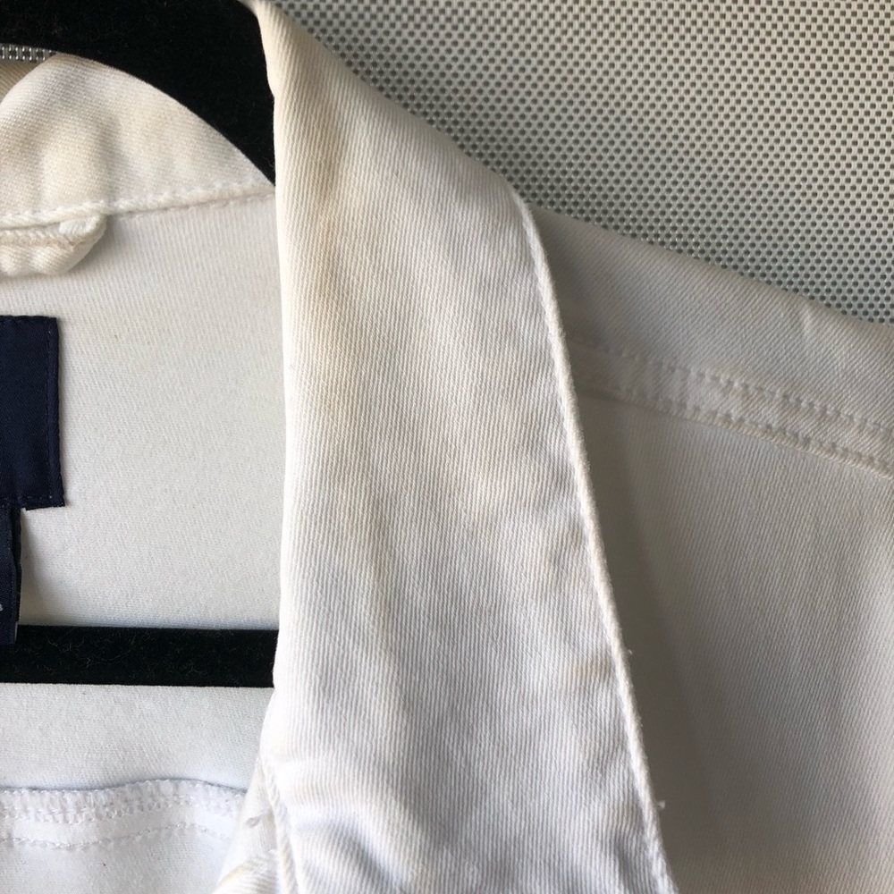 GAP Jean Jacket - Picture 2 of 3